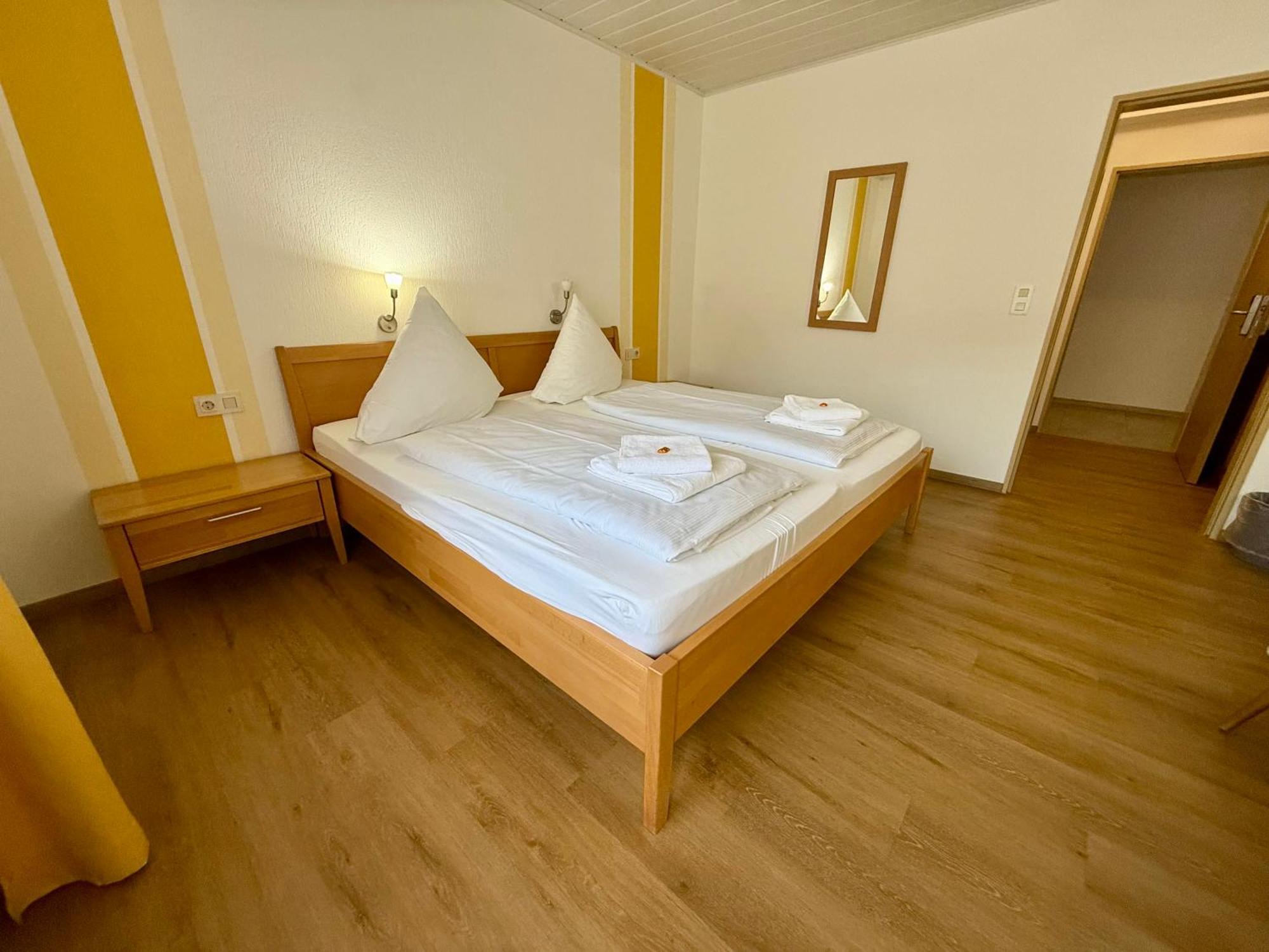Weinhaus Hirschen Bruttig Otel Dış mekan fotoğraf